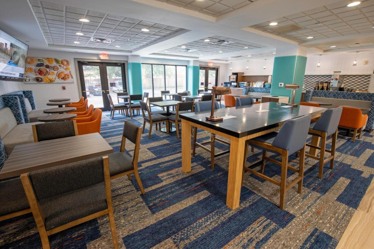 Wingate By Wyndham Lafayette Airport Hotel Eksteriør billede