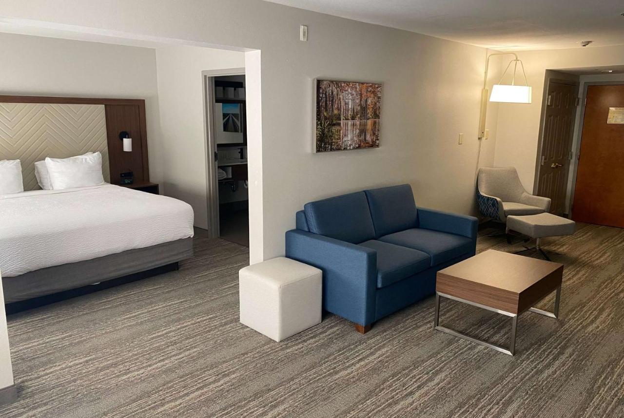 Wingate By Wyndham Lafayette Airport Hotel Eksteriør billede