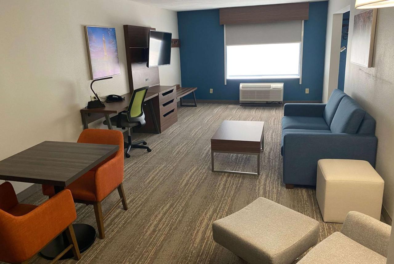 Wingate By Wyndham Lafayette Airport Hotel Eksteriør billede